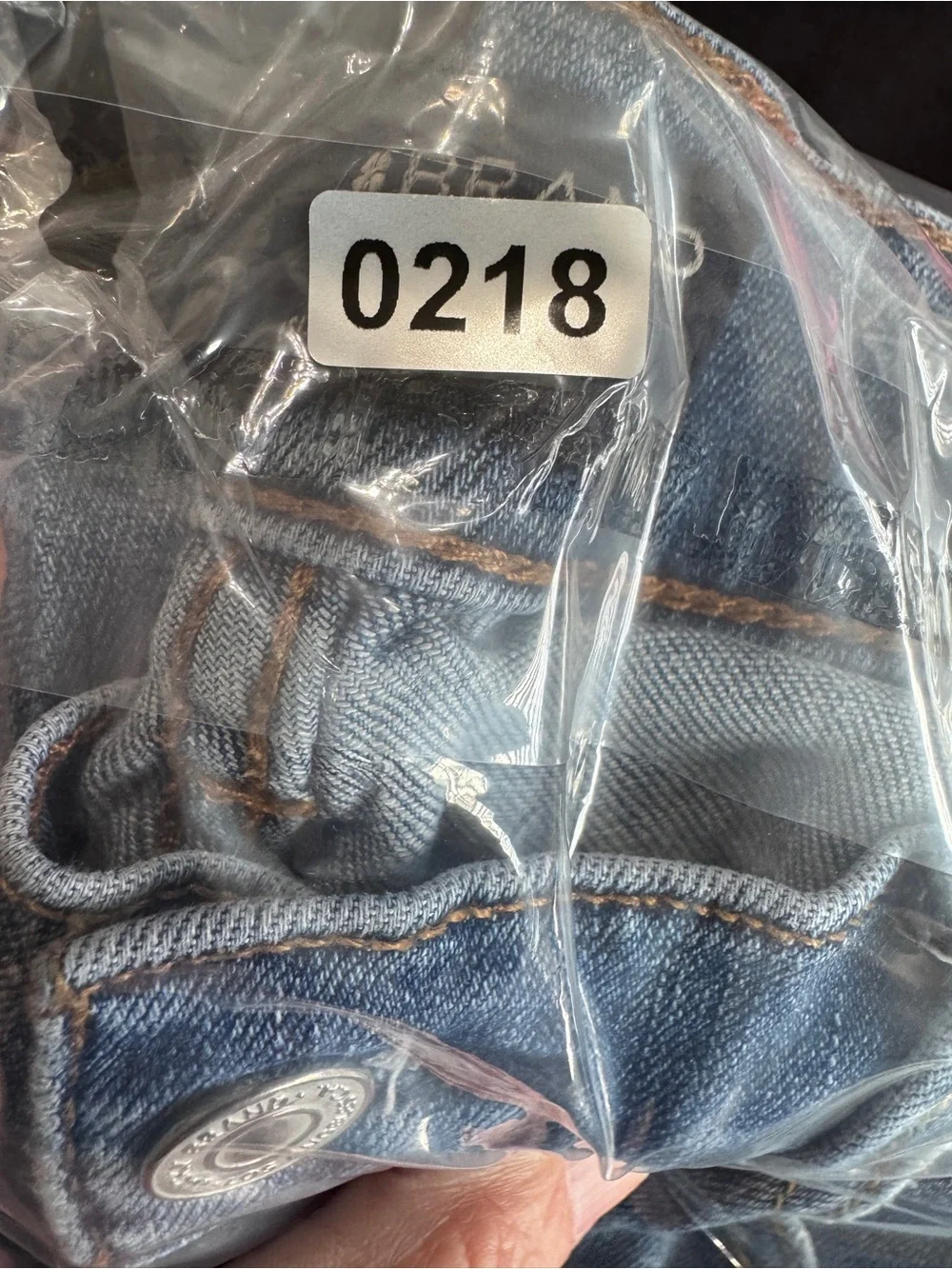 Lucky Brand 410 Athletic Slim Fit Men's Jean - Parivale, 30x32